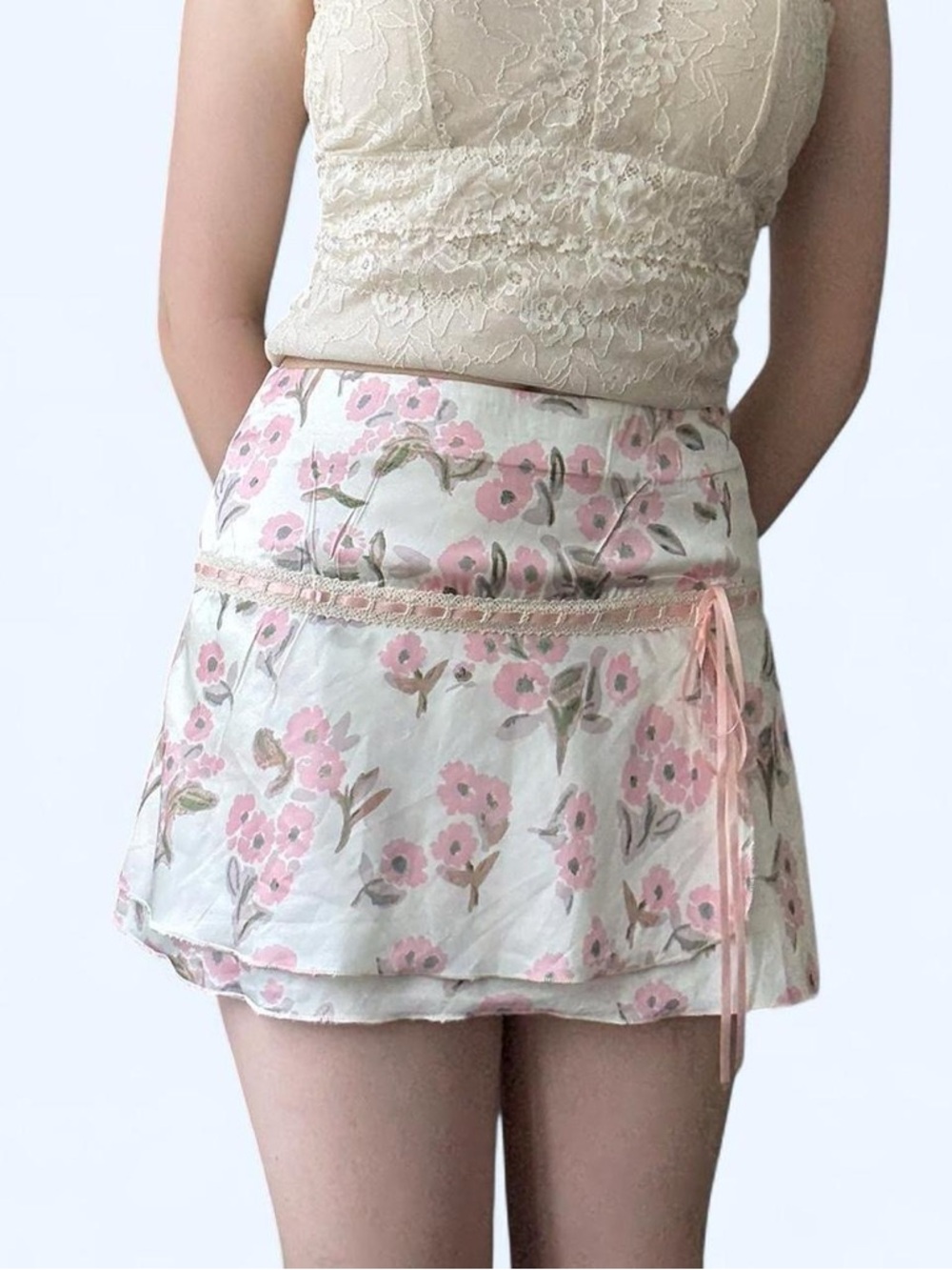 Bailey Rose Tiya Lace Trim Mini Skirt Floral Pink - Picture 2 of 4